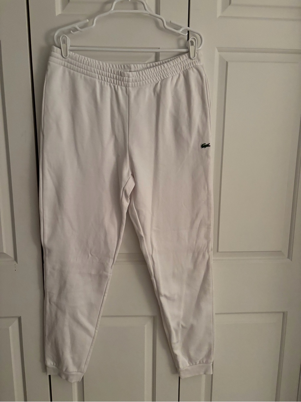 Lacoste men’s White Sweatpant Joggers with Green Croc size large